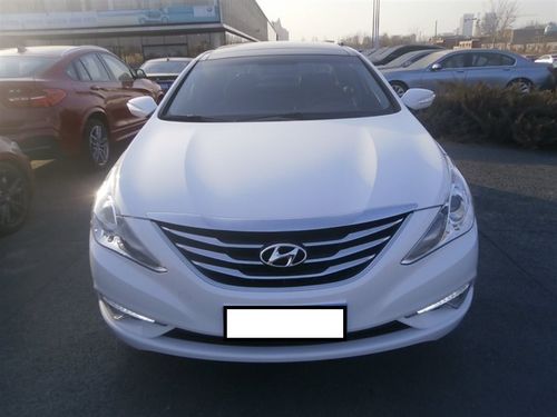 北京现代索纳塔蓝色-现代索纳塔2013款20白色