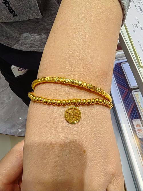 黄金手镯-黄金手镯可以和什么一起叠戴