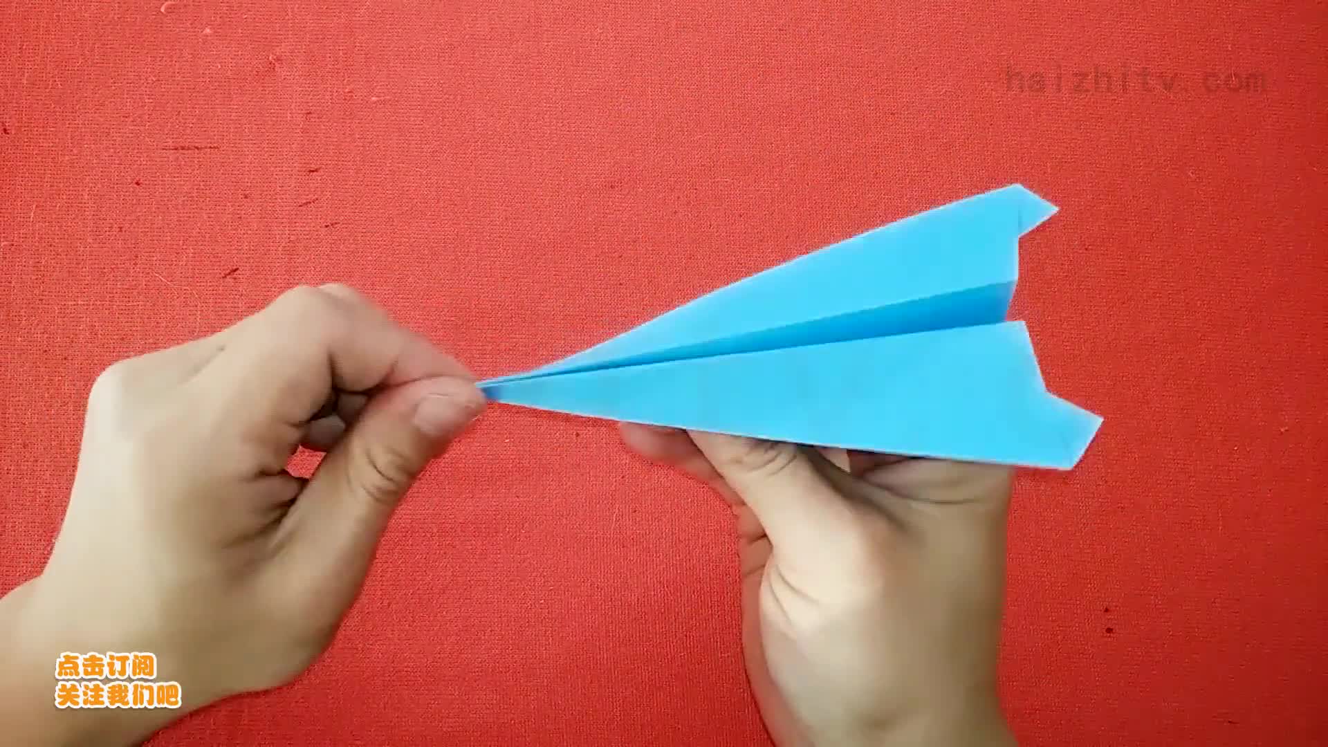 [怎么做纸质飞机视频]怎么做纸质飞机视频教学