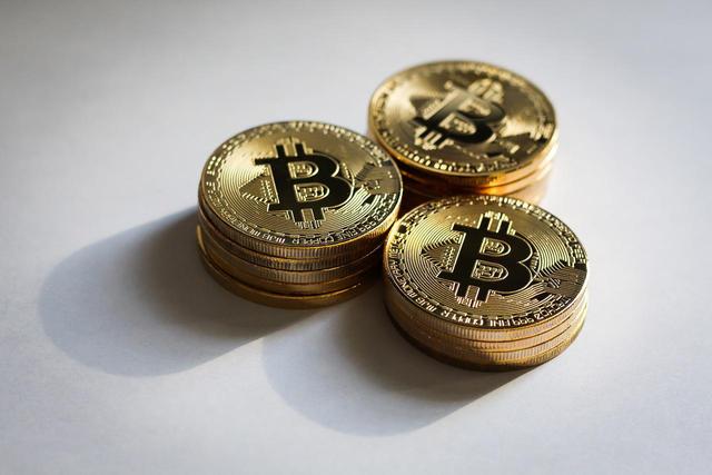 比特币-我有1万个比特币能套现吗