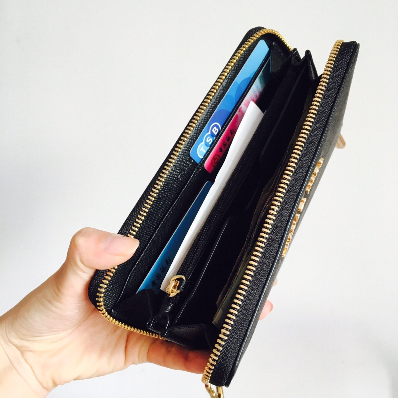 钱包属于什么类型的物品类别