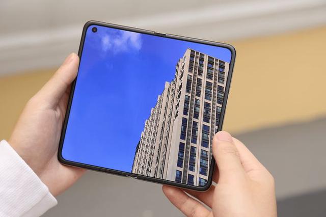 Xr支持无线充电吗,oppo find x7支持无线充电吗