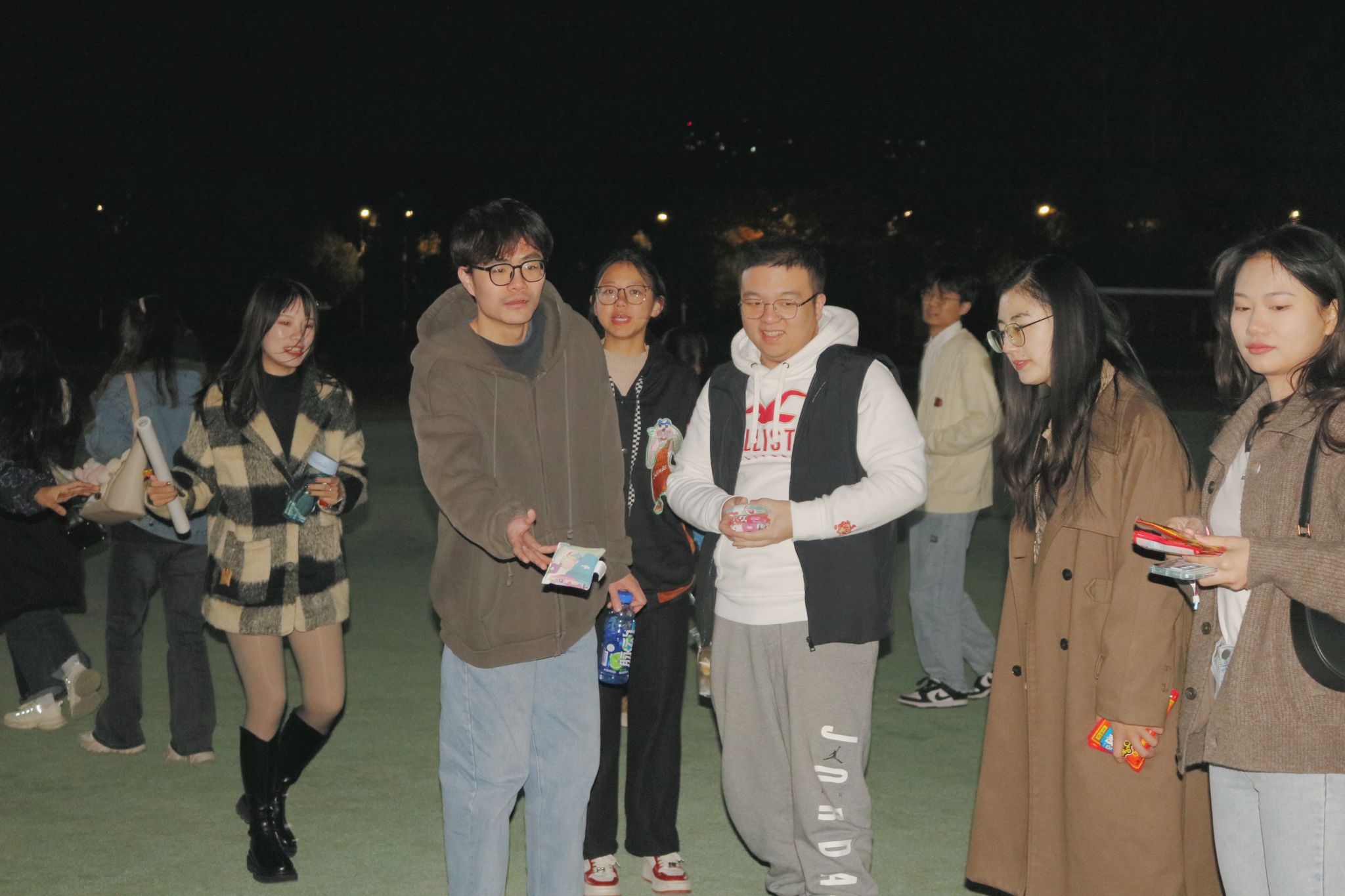 纸飞机在哪里找资源的简单介绍