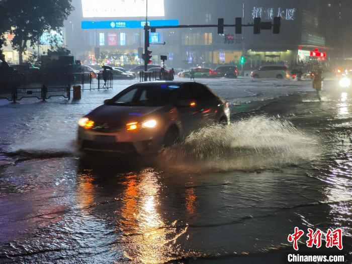 郑州积水已退-郑州积水退了吗